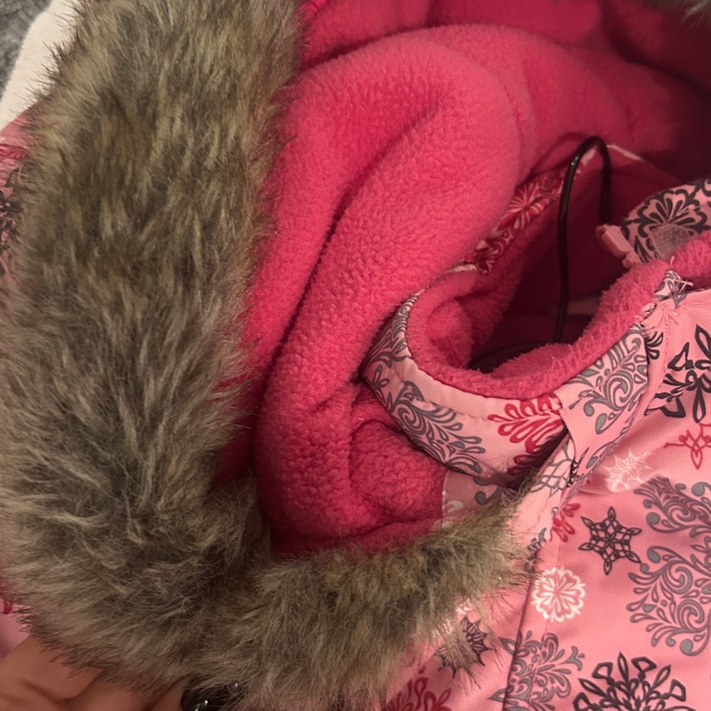 Pink Snowflake Winter Jacket with Fur Hood from OshKosh - Picture 4 of 6
